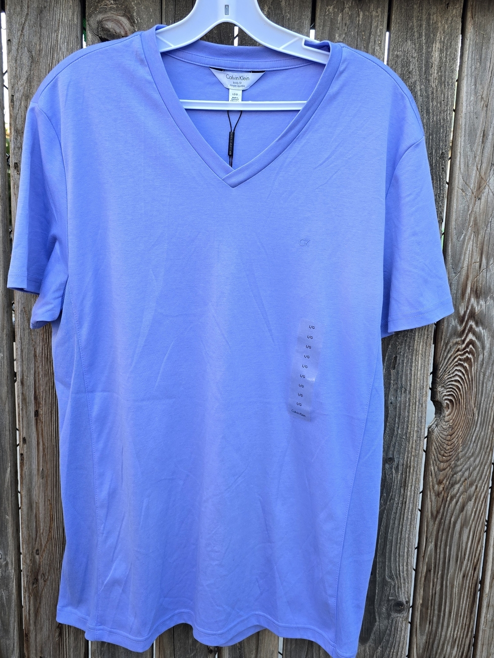 Calvin Klein Men’s Cotton V-Neck Purple T-Shirt  Size L/G - Picture 3 of 8